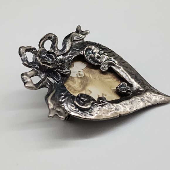 Victorian Style Heart Shaped Silver Brooch With VTG Lady Portrait Rose Details - Picture 3 of 5